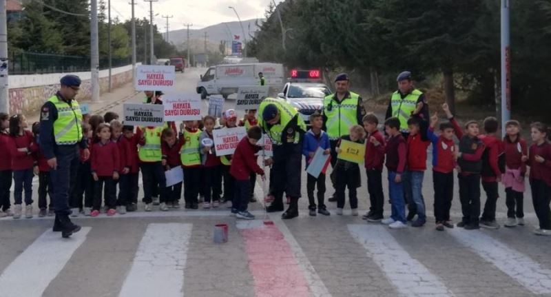 Öğrencilere yayalara öncelik eğitimi