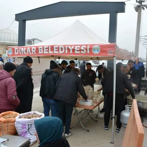 Dinar Salı Pazarı