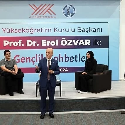 YÖK Başkanı Prof. Dr. Erol Özvar AKÜ Öğrencileriyle Gençlik Sohbetlerinde Buluştu