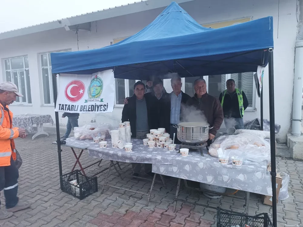 Tatarlı Belediyesi’nden Pazarcı esnafına çorba ikramı