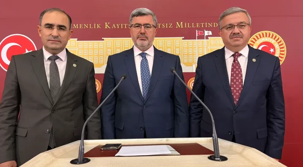 AK Parti Milletvekilleri TOKİ Konutları İle İlgili Açıklamalarda Bulundu