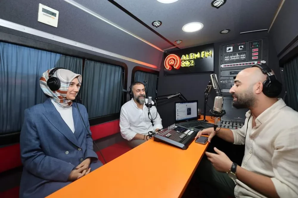 Vali Yiğitbaşı, Alem FM Canlı Yayınında Konuk Oldu