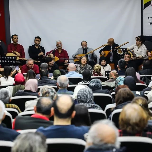 Türkülerle Kültürel Mirasımızı Yaşatıyoruz: Unutulmaz Bir Dinleti Gerçekleşti