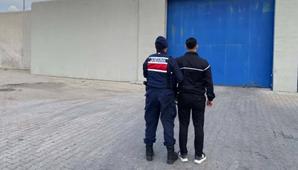 Jandarmadan Kaçamadı! 12 Yıl Cezalı Şahıs Uşak’ta Yakalandı