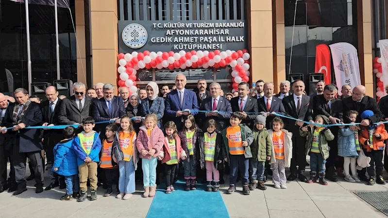 Gedik Ahmet Paşa İl Halk Kütüphanesi Açıldı: Kültürel Merkez Vatandaşlarla Buluştu