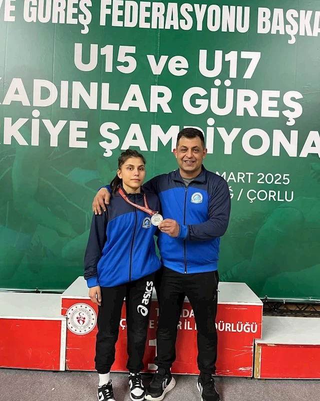 Afyonkarahisar U17 Takımı Şampiyonluğa Bir Adım Daha