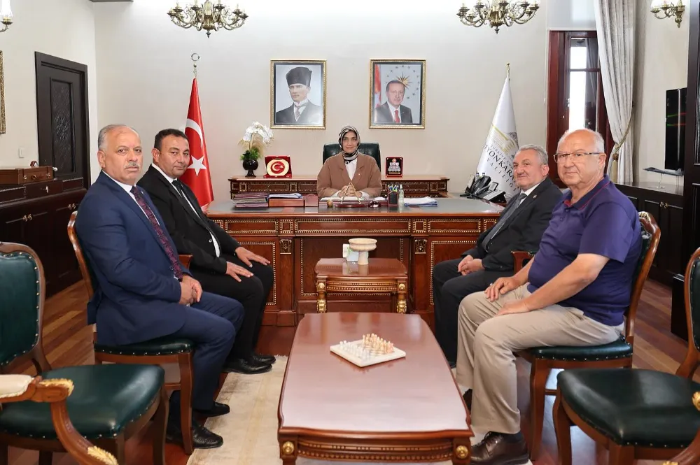 AK Parti Evciler İlçe Başkanı Ve Meclis Üyelerinden Vali Yiğitbaşı