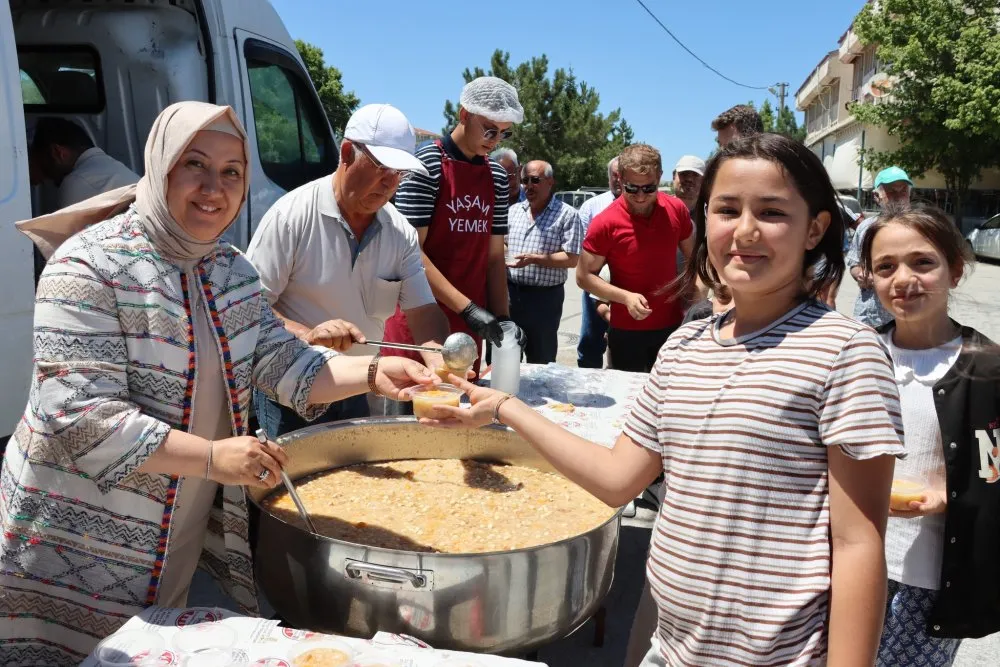 Başkan Kılınçarslan, “Aşure Berekettir, Paylaşmaktır”
