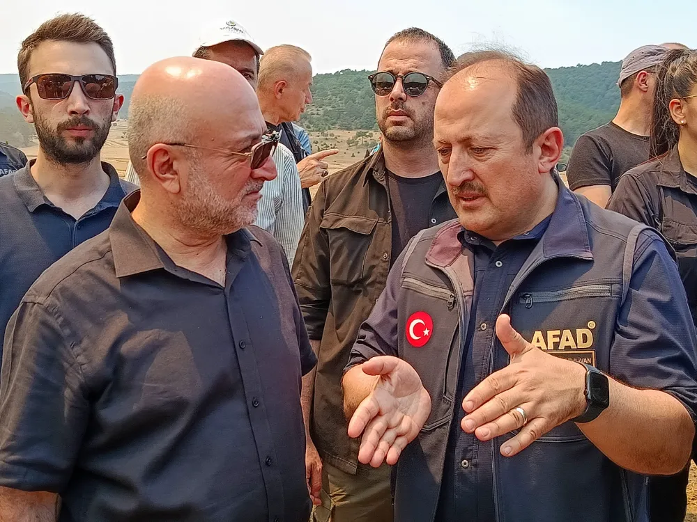 BAŞKAN ŞAHİN, “AK PARTİ MİLLETİN PARTİSİDİR, FELAKET ANINDA MİLLETİNİN YANINDADIR”